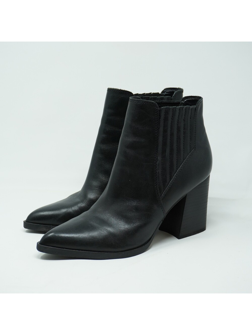 Marc Fisher Black Leather Pointed Toe Ankle Boots Size 9.5M